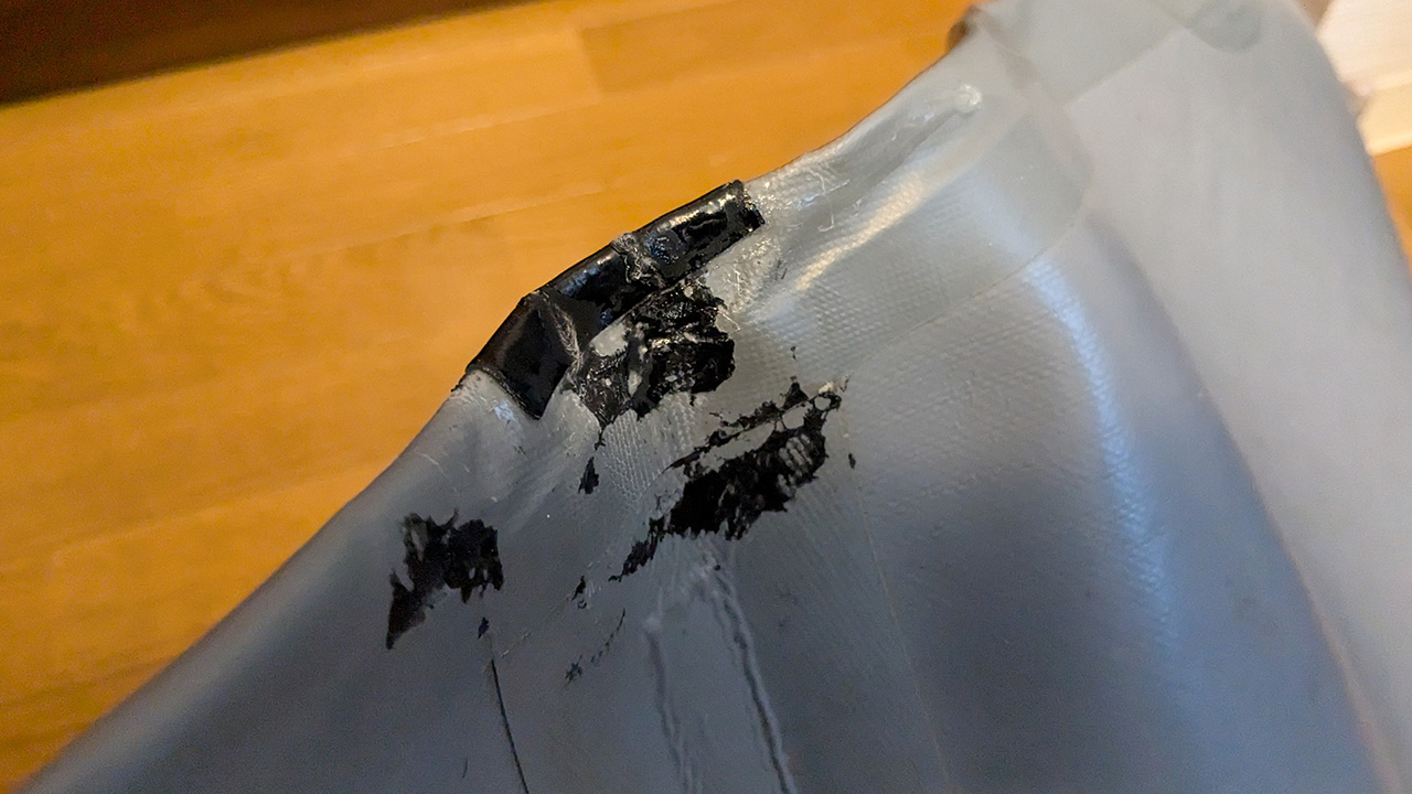 高圧チェアの修理部分